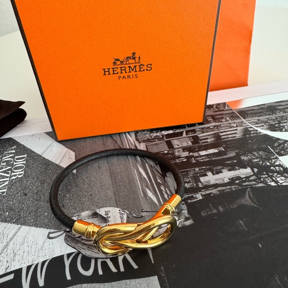 HERMES Leather & Gold Tone Metal Bracelet with Pouch, Box & Shopping Bag - Picture 11 of 14